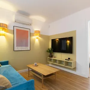 https://olala-wow-apartments.topbarcelonahotels.com